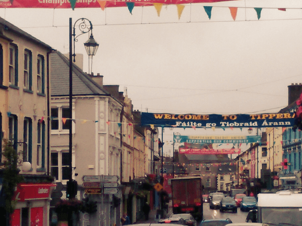 CHURN ROLLING AT TIPPERARY